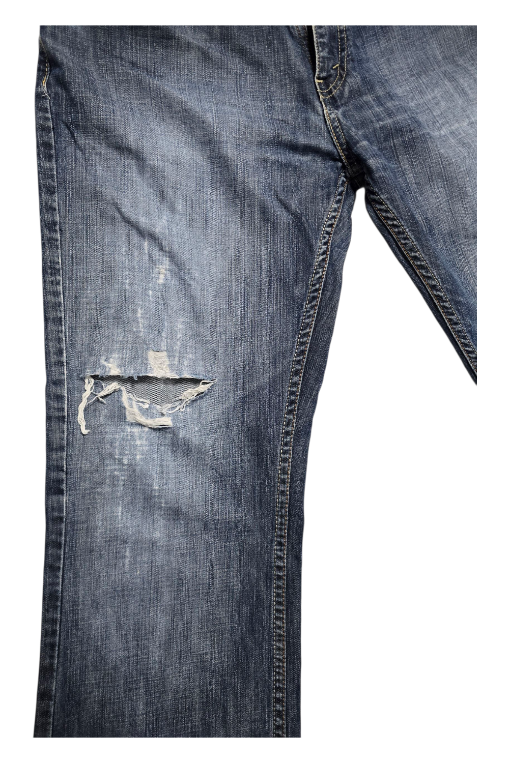 Vintage Levi’s 527 Bootcut Jeans W34 L32 – Distressed Blue Denim – Made in Egypt